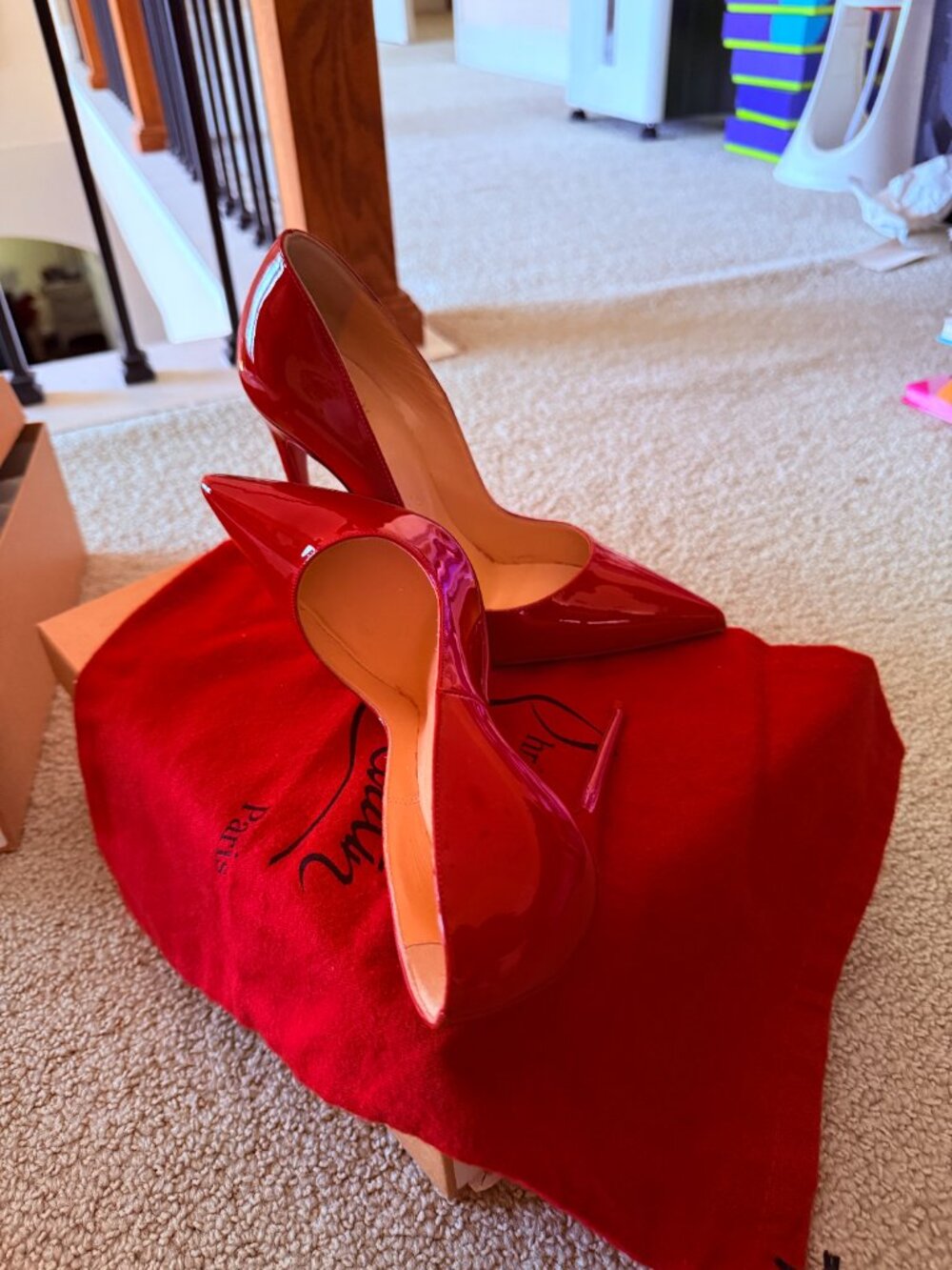 Red 5" Christian Louboutin - Picture 2 of 3